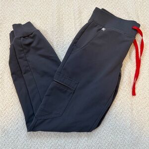 Figs Zamora Jogger Scrub Pants in Pewter